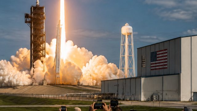 Understanding SpaceX's $25 Billion Debt Offering: What It Means for Investors